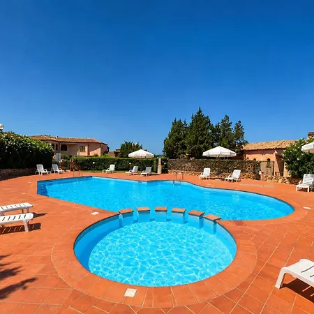 Hébergement de vacances Sweet With Shared Pool
